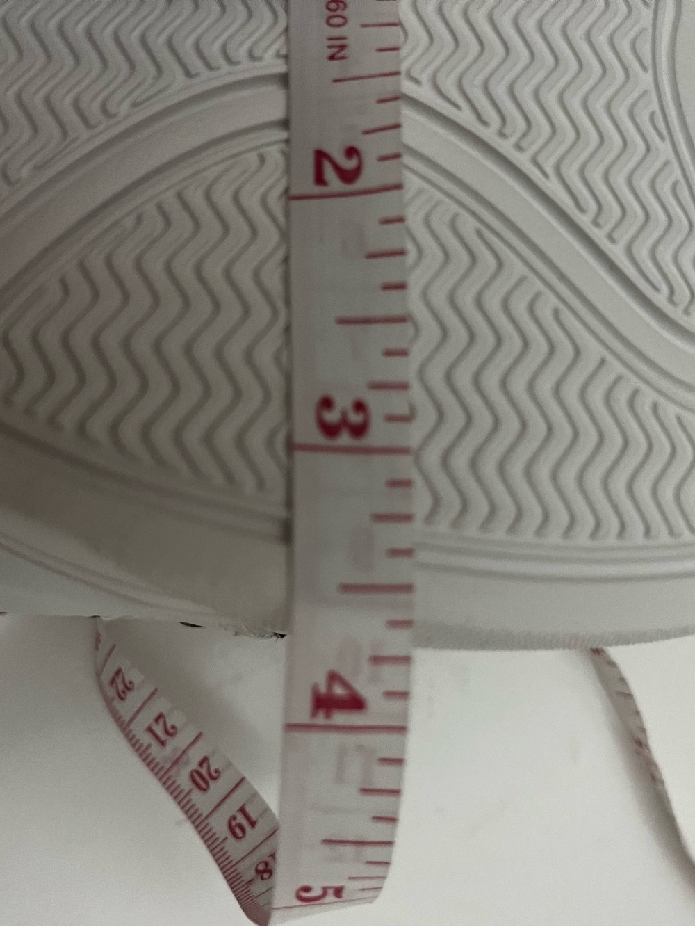 Disney Mickey Mouse White Sneaker Tennis Shoe New with No Tags size 37 or US 6.5 - Picture 9 of 11